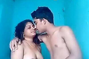 Kerala Adimali Malayalam 37 yrs old married beautiful, hot and full nude housewife aunty’s lips kissed and her boobs sucked by full nude Linu at the kitchen super hit viral porn video-7 (Landscape view) @  # Part 2A. poster