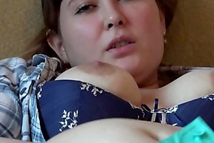 BBW masturbates her clit and her pussy poster