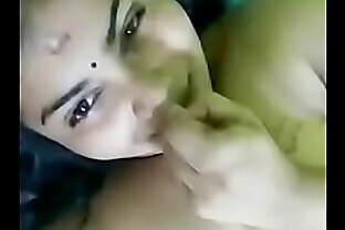 Tamil aunty showing boobs and pussy – indianbhabi 70 sec poster