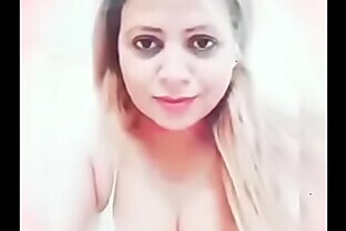 Sapna B grade actress bra changing in live