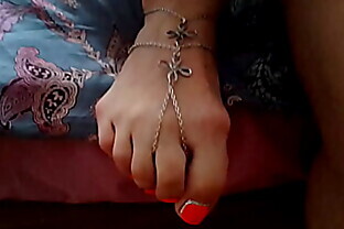 sexy wiggle toes