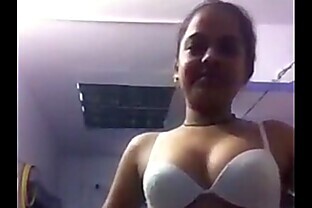 tamil girl taking self video for her bf
