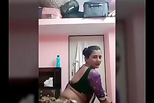 indian belly dancer