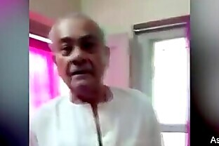 Leaked MMS Sex Video of N P Dubey Jabalpur Ex Mayor Having Sex - YouTube (360p) 44 sec poster