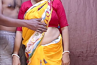 Hot mature milf amateur married pregnant aunty standing creampie fucking with husband friends in her house desi horny indian aunty in sexy saree blouse and petticoat big boobs beautyfull bengali boudi fucking and sucking cock and balls