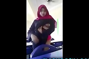 [FULL] Video 18  jilbab 2018 mirip artis indonesia ternama 4 min poster