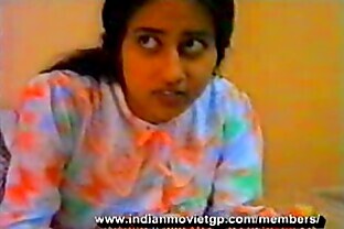 Honeymoon of Tamil girl in gulf 34 min poster