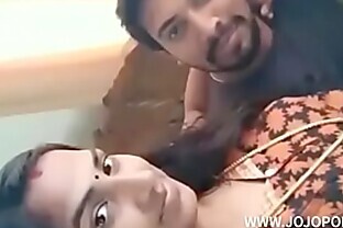 Indian wife sex with husband friend / hard fucking