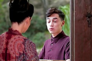 Teen delivery boy molested by horny Milf