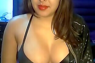 Indian camgirl perfect tits - More on  9 min poster