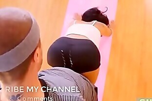 - Tharki yoga trainer seduced by big boob housewife
