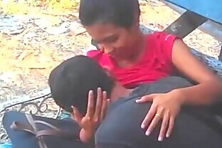 Indian Couple Lover In Public Park Naked - Wowmoyback