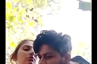 Horny Dehati Girl Outdoor Sex With Her Boyfriend MMS 38 sec